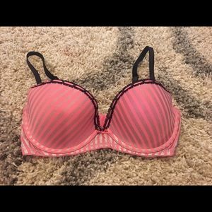 Victoria’s Secret Sexy Little Things Bra 34D